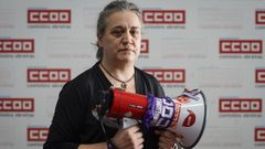 Lola Panero V�zquez, con su meg�fono.