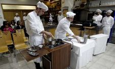 David Navarro present� en Palexco el preestreno de la serie �Anger Management�.