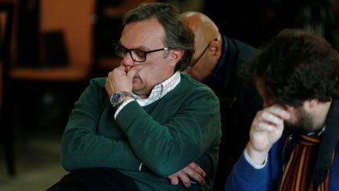 �ngel Garc�a Vidal, coordinador del rescate y delegado del Colegio de Ingenieros de Caminos de M�laga, no pudo contener la emoci�n durante la rueda de prensa que dio ayer el delegado del Gobierno en Andaluc�a, Alfonso Rodr�guez G�mez de Cel�s