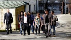 Los representantes de los marineros del sector del cerco llegan hoy al Parlamento