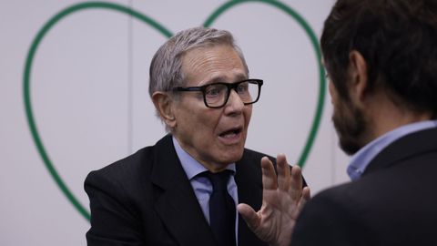  El presidente de Asociaci�n Espa�ola contra el C�ncer, Ram�n Reyes