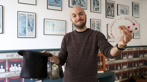 Eloy Fern�ndez, director do Museo da Maxia de Galicia
