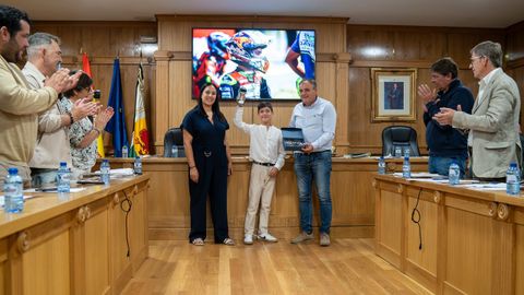 Reconocimiento oficial del Concello de Xinzo a Martn Portela, piloto de motociclismo que acumula una importante trayectoria