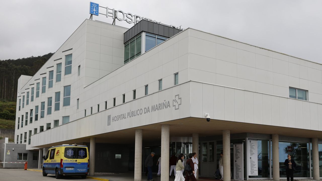 Trasladan al hospital a un hombre que tuvo que ser auxiliado en una ...