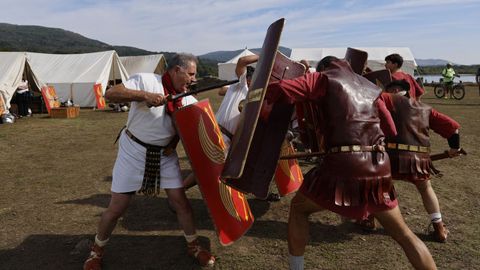Recreacin de la vida en el yacimiento Aquis Querquennis de Bande
