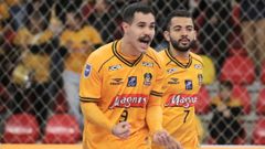 Leozin, en primer trmino, tiene 23 aos.