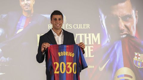 Rodri Hern�ndez, durante su presentaci�n con el Barcelona