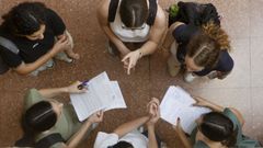 Un grupo de j�venes que participan en las pruebas de acceso a la universidad.