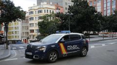 Imagen de archivo de un coche de la Polic�a Nacional en A Coru�a