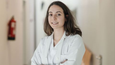 Irene Mirs atender el servicio en el centro de salud de A Valenz