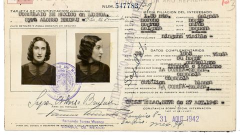 Pasaporte de extranjer�a de Syra Alonso, que tuvo que exiliarse en M�xico, despu�s del asesinato de su pareja, Francisco Miguel, en 1936
