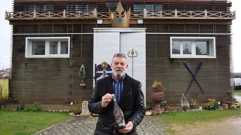 La bodega de Eladio Pi�eiro recrea la forma de un gale�n, en la imagen visto desde la popa