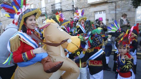 El colegio Julio Camba de Vilanova homenaje� los distintos entroidos de Galicia