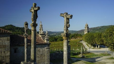 Va crucis en la capilla de San Ramn de Beade