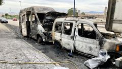 Calcinadas dos furgonetas de madrugada en Vigo