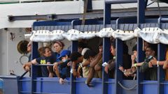 La embarcacin de la oeneg Humanity 1 que rescat en junio del 2024 a 186 migrantes cerca de la isla de Lampedusa.