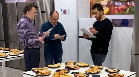 Concurso de orejas en Cambados