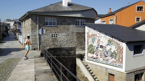 Os torneiros, de Diego Gonz�lez Cereijo, en la calle da Igrexa