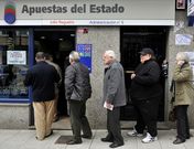 En la administraci�n n�mero seis, ubicada en O Inferni�o, hubo colas por la ma�ana. 