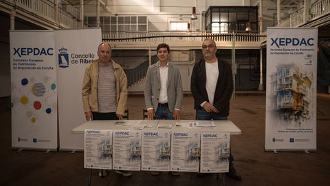 Leo Gonz�lez, Lu�s P�rez Barral y Xos� Penas presentaron las jornadas en Ribeira