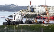 La ampliaci�n permitir� mejorar el abrigo y dotar de m�s amarres al muelle de Meloxo. 