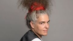 Esther F. Carrodeguas, autora do texto desta peza �Libres!!!�