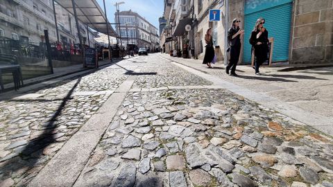 Existe preocupaci�n polo cambio do adoquinado na c�ntrica r�a da Laxe