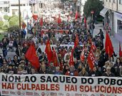 Los recortes han sido contestados en las calles.