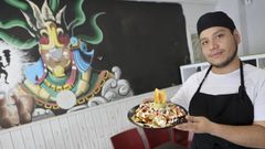 Yohem Rangel es uno de los tres propietarios del local M�xico Lindo y su cocinero. 