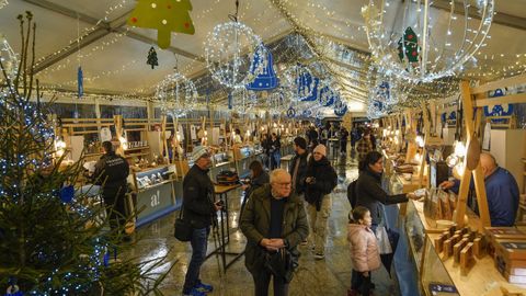 Mercado Artesan�a, Saber e Sabor, que abre el proyecto Vilas Vivas en Ribadavia.