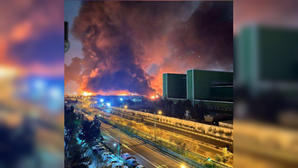 Captura de un v�deo de redes sociales donde se ven las llamas en el aeropuerto iran� de�Mehrabad