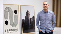 Claudio Santalices, broker de la inmobiliaria pontevedresa Re/Max Acasa