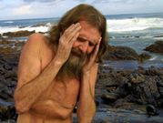 Man, el 22 de noviembre del 2002, roto de dolor