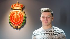 Sa�l Garc�a en su presentaci�n como jugador del Mallorca
