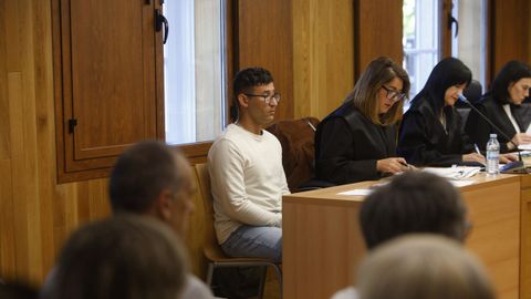Juicio a José Valencia, detenido por el asesinato de Cristina Cabo acompañado de su abogada Pilar Baños