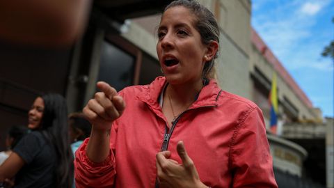 Rafaela Requesens, hermana del opositor detenido, est� a la espera de noticias sobre su hermano