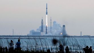 New Glenn de Blue Origin despegando de la Estaci�n Espacial Internacional de Cabo Ca�averal