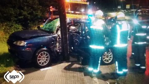 Accidente de tr�fico en la Avenida Marqu�s de Suances en Avil�s