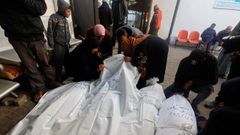 Cuerpos de palestinos muertos tras los ataques del ejrcito de Israel