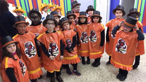 Entroido del colegio de Dumbr�a