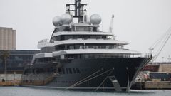 El megayate Crescent, este mi�rcoles, en el puerto de Tarragona