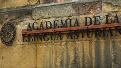 Vistas de la academia de la Llingua asturiana en Oviedo