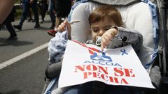 Im�genes de la manifestaci�n en defensa de Alcoa en Xove