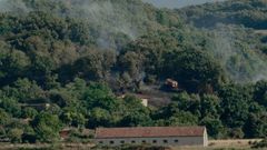 El foco estuvo peligrosamente cerca de las casas de Damil