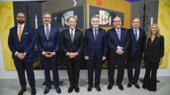 La inauguracin. Diego Gascn, comisario de la muestra; Moiss Morera, director de programacin de Casa Amrica; Juan Carlos Escotet, presidente de Abanca; Len de la Torre, director de Casa Amrica; Miguel ngel Escotet, director general de RSC de Abanca; Francisco Botas, director ejecutivo, y Leticia Iglesias, miembro del Consejo de Abanca.