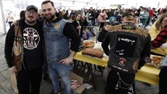 <span lang= gl >En imaxe de arquivo, chocolatada solidaria da asociaci�n viveirense de moteiros Martelos Costa Norte</span>