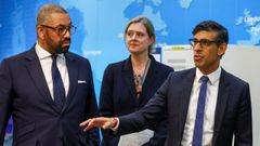 El ministro de Exteriores brit�nico, James Cleverly, y el primer ministro, Rishi Sunak