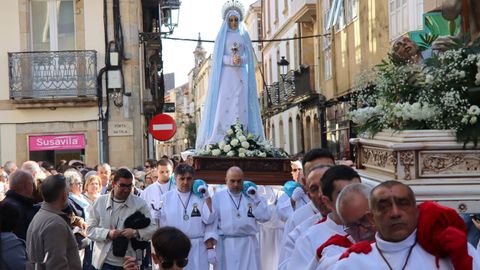 Procesi�n de Domingo de Resurrecci�n en Noia