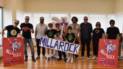 Miembros de los grupos del festival, participantes en la programacion y representantes municipales de Ames presentaron el programa en O Milladoiro