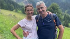 Camilo con su mujer, Purificacin, en una imagen tomada en las montaas de Gstaad